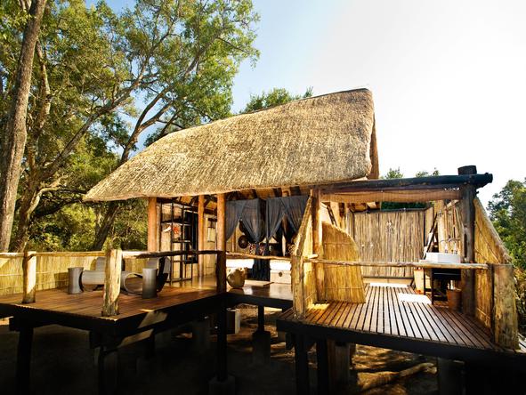 Chamilandu - Treehouse2